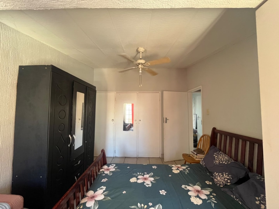 1 Bedroom Property for Sale in Flora Park Northern Cape